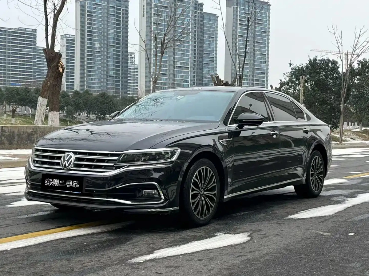 VOLKSWAGEN PHIDEON  2021
