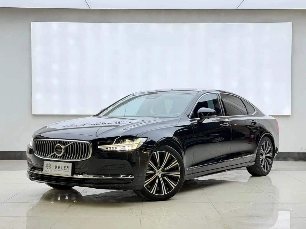 VOLVO S90  2024