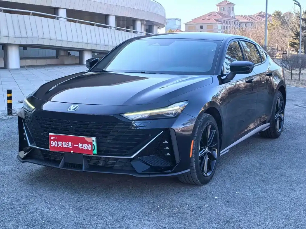 CHANGAN UNI-V IDD  2023