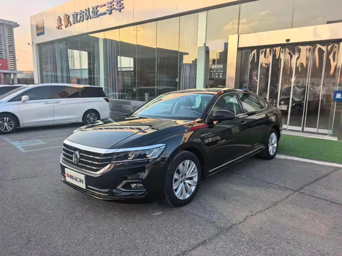 VOLKSWAGEN PASSAT  2020