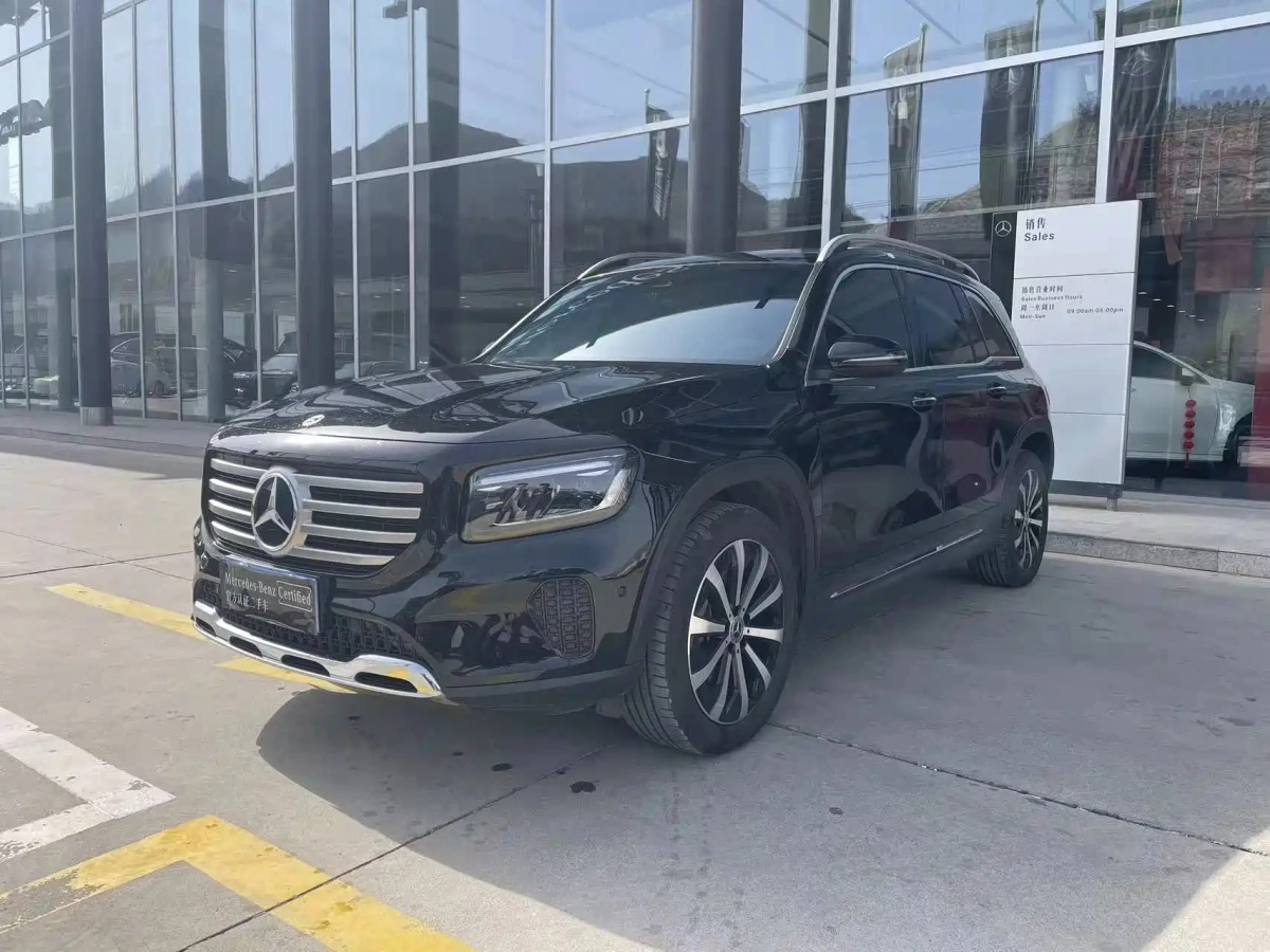 MERCEDES-BENZ GLB  2025