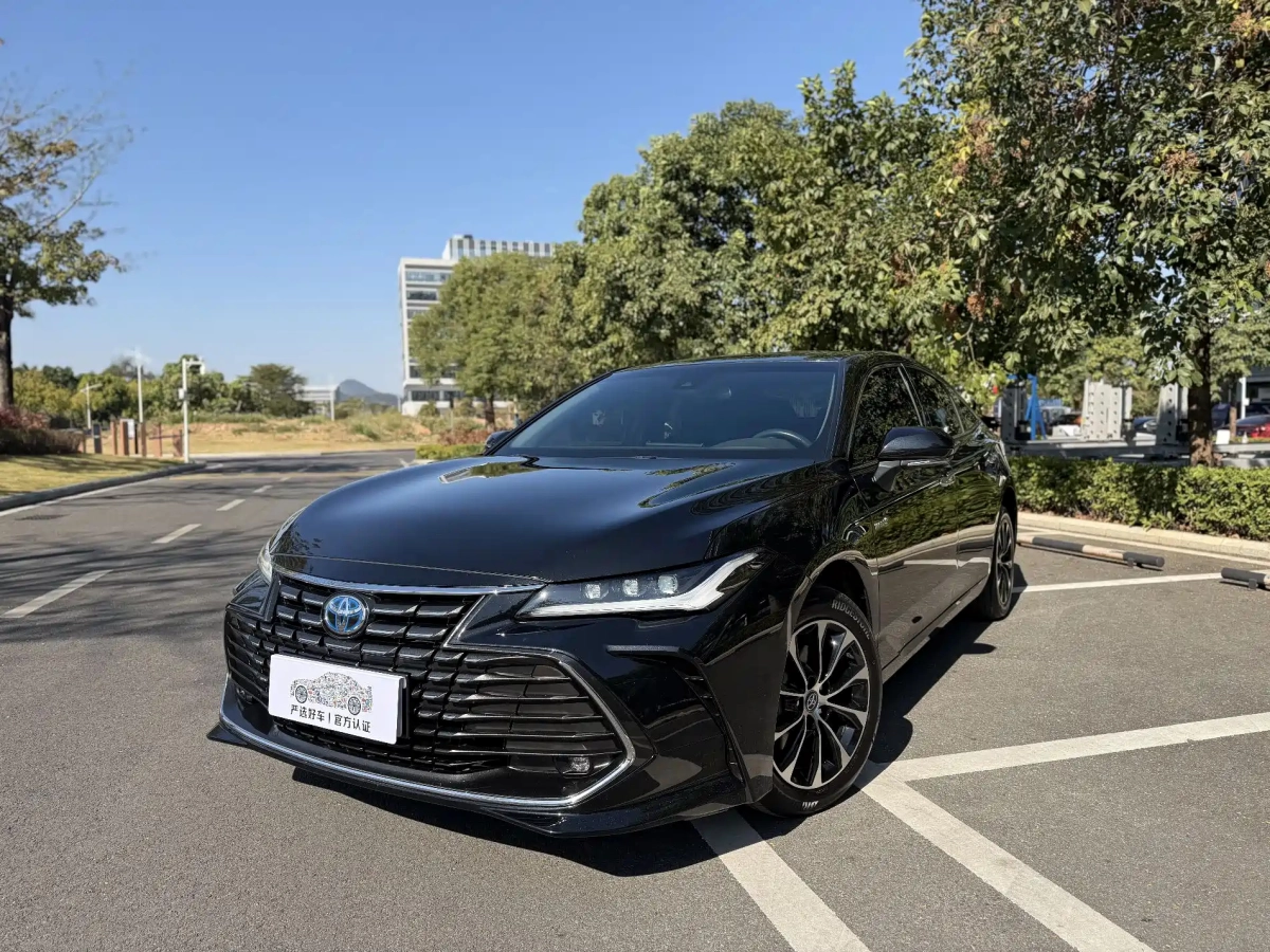TOYOTA AVALON  2024