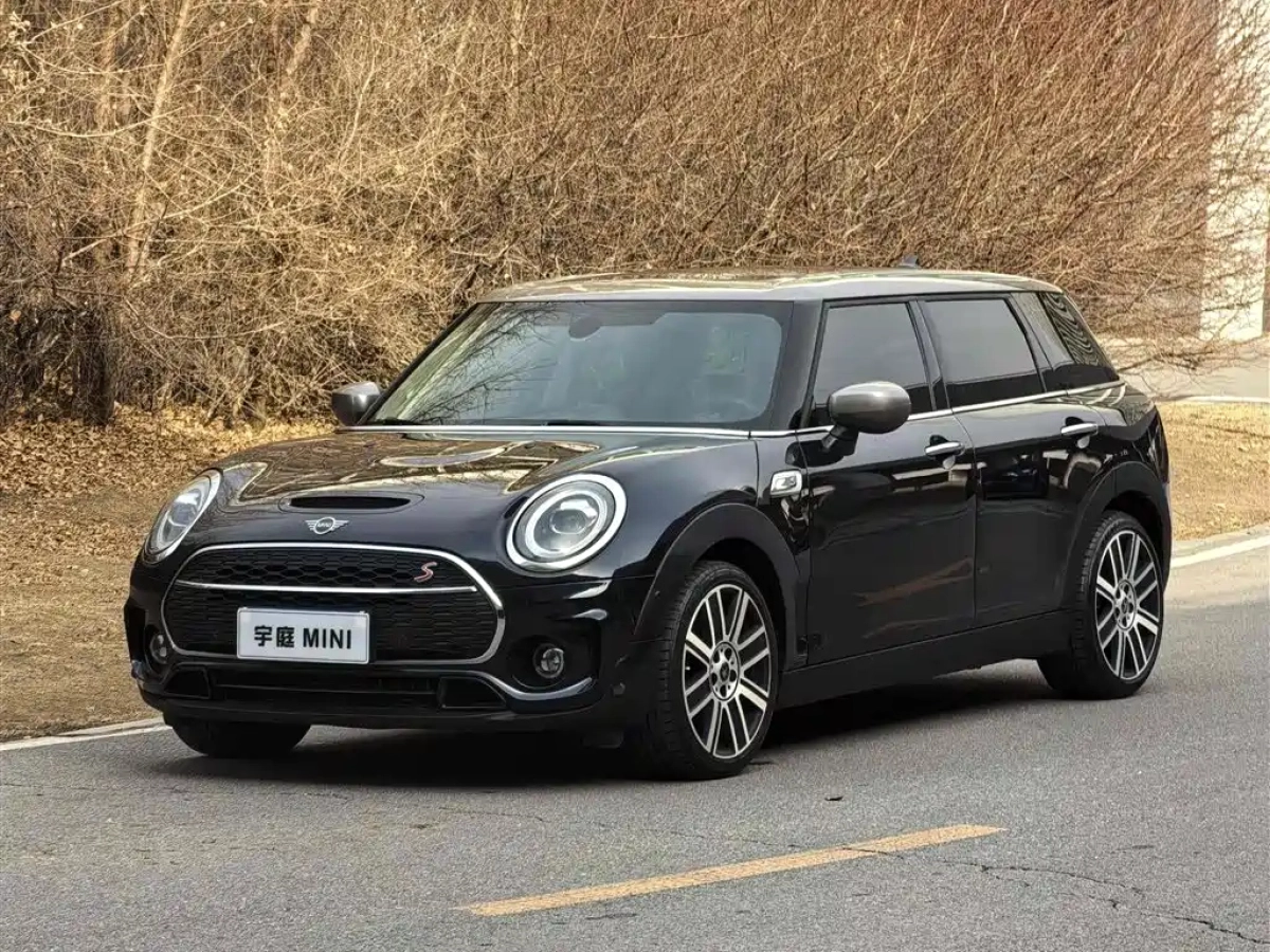 MINI CLUBMAN  2019