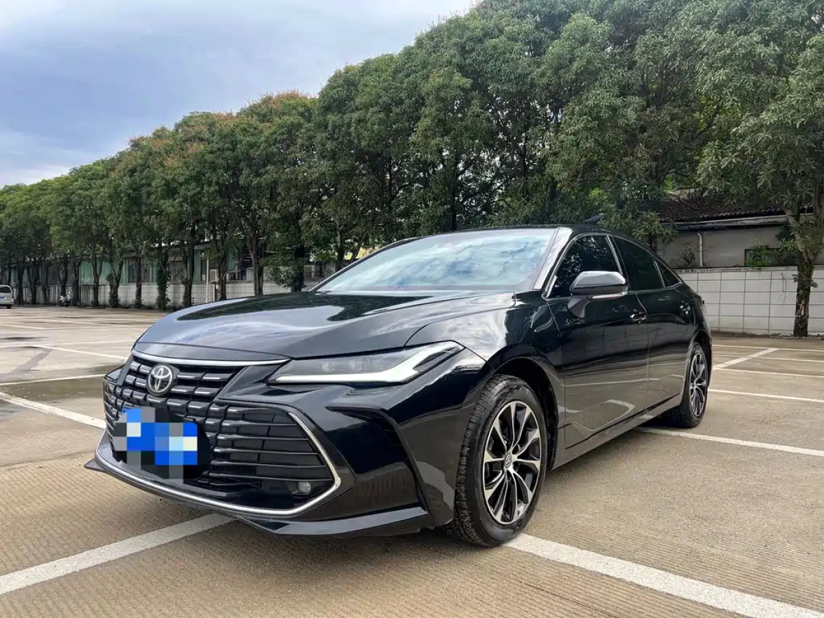TOYOTA AVALON  2022