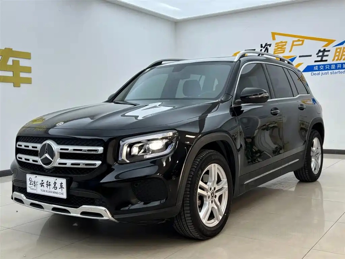 MERCEDES-BENZ GLB