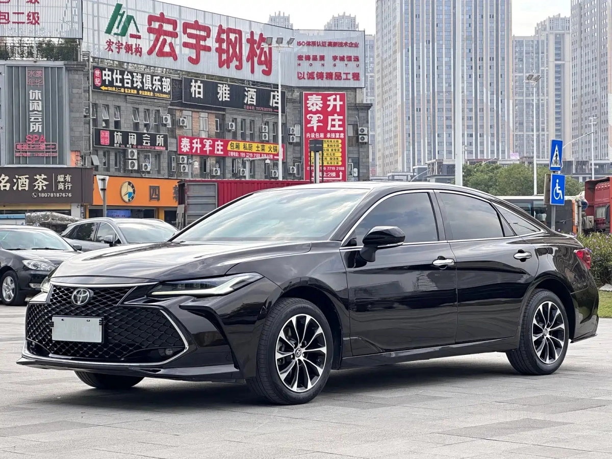 TOYOTA AVALON  2024