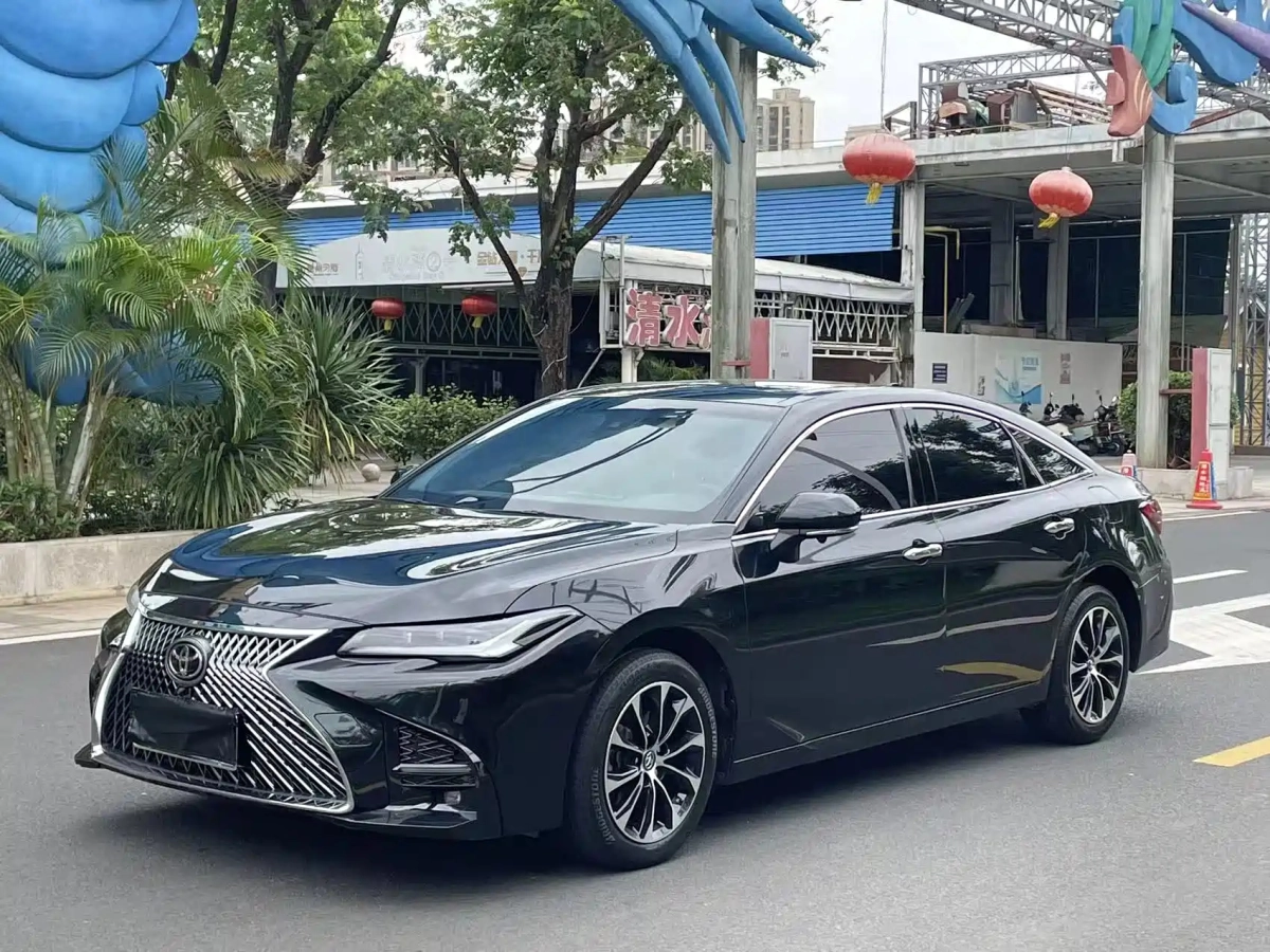 TOYOTA AVALON  2022