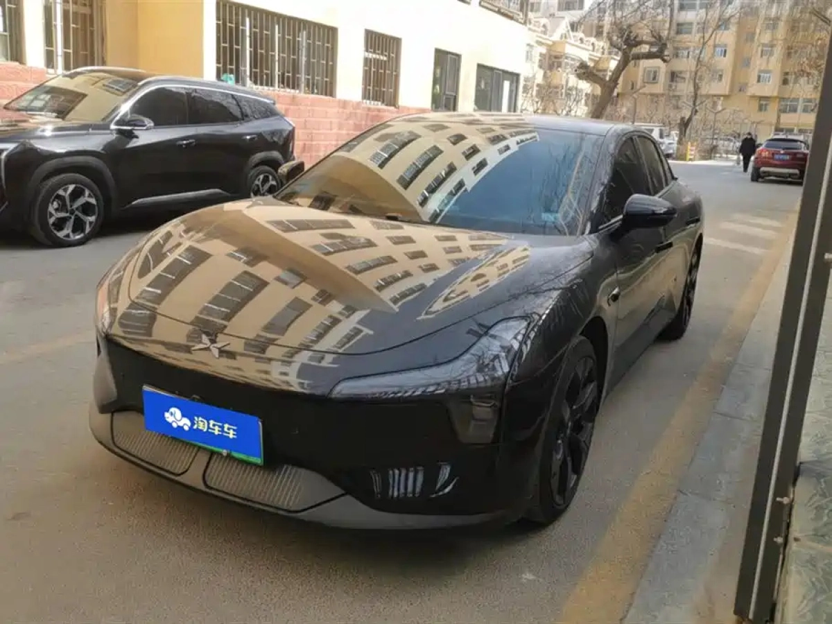 XPENG MONA M03  2025