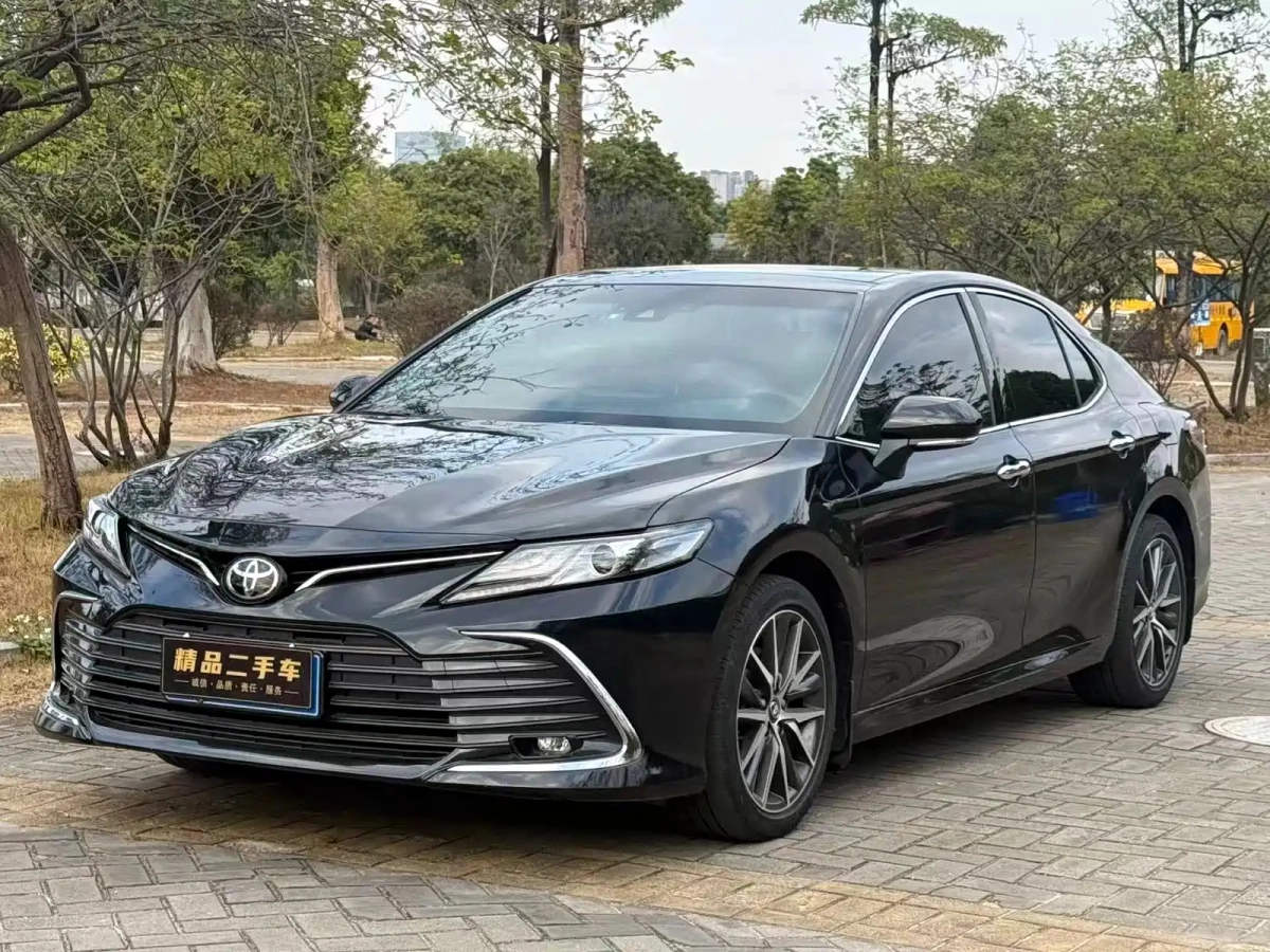 TOYOTA CAMRY  2023