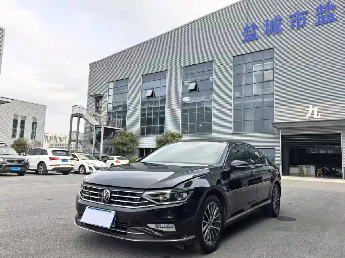 VOLKSWAGEN MAGOTAN  2021