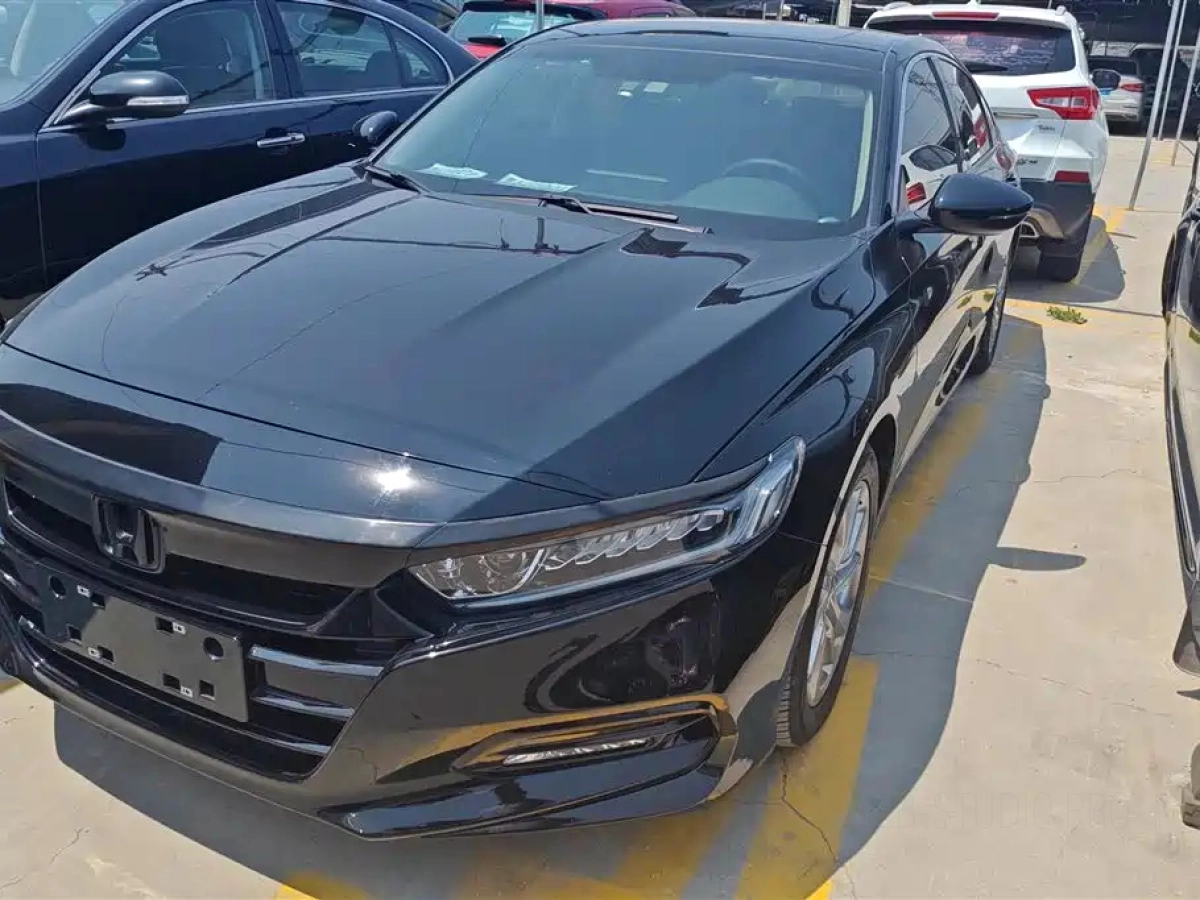 HONDA ACCORD  2019