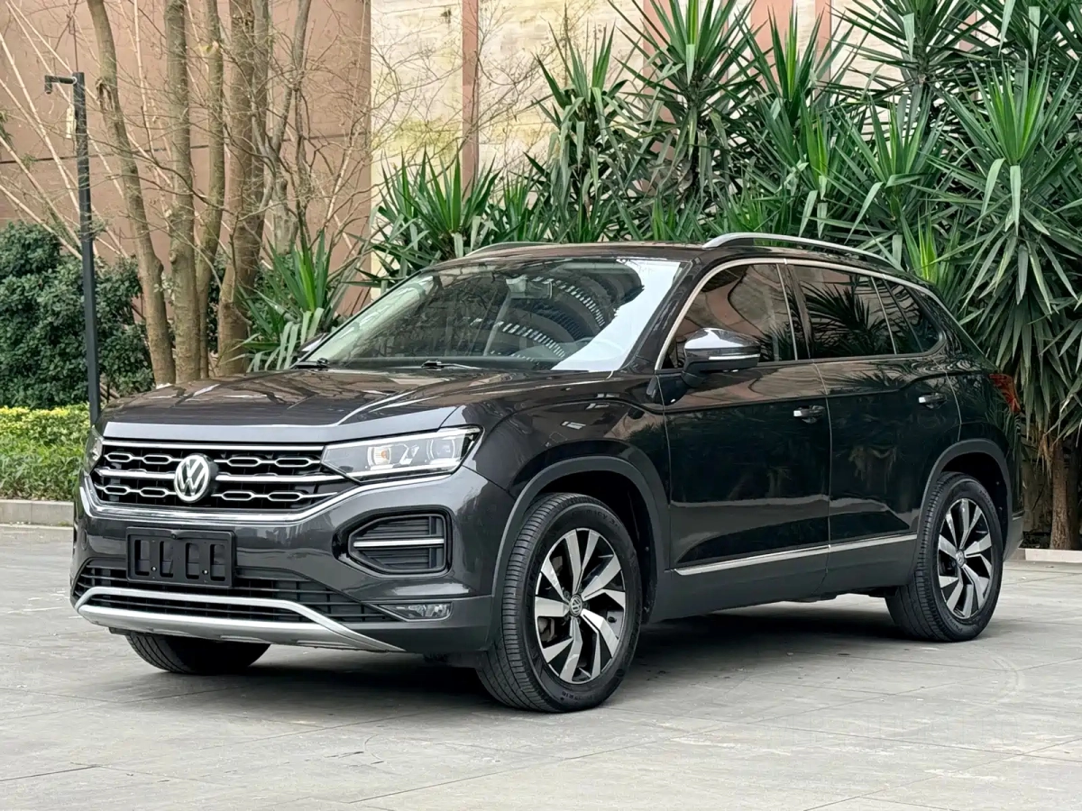 VOLKSWAGEN TAYRON  2020