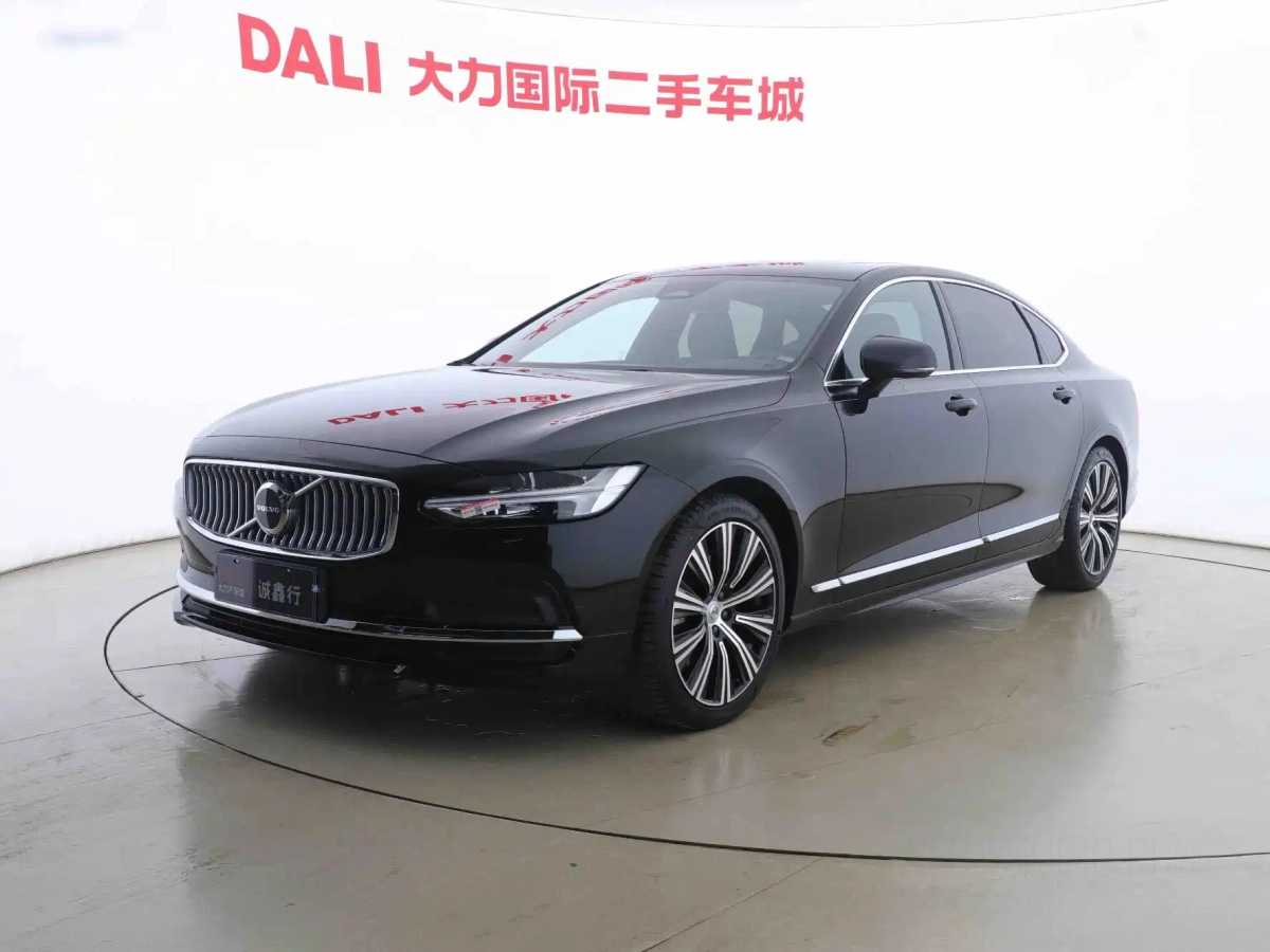 VOLVO S90  2024