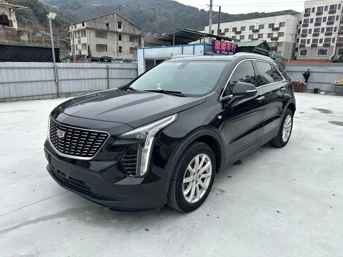 CADILLAC XT4  2021