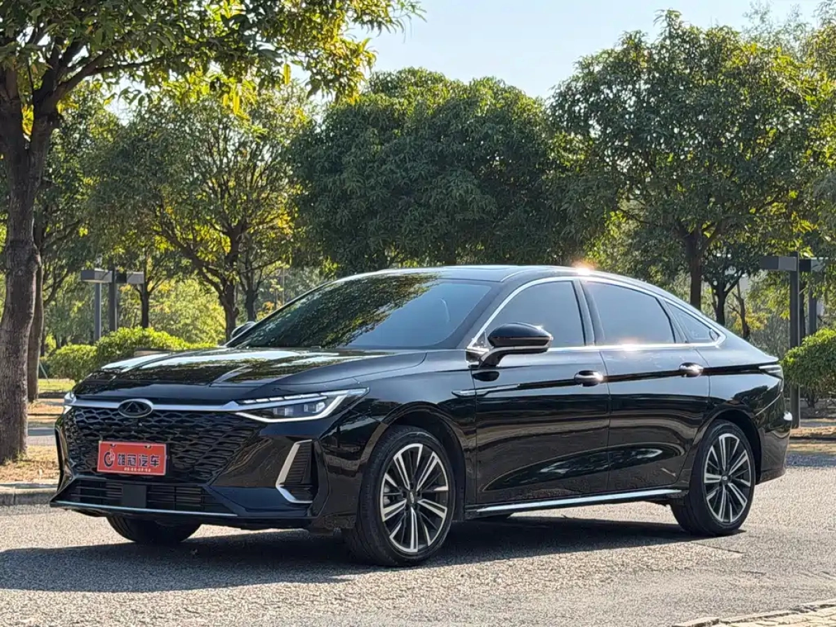 CHERY ARRIZO 8  2025