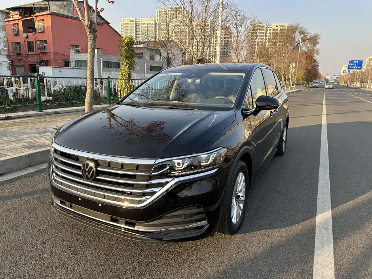 VOLKSWAGEN VILORAN  2025