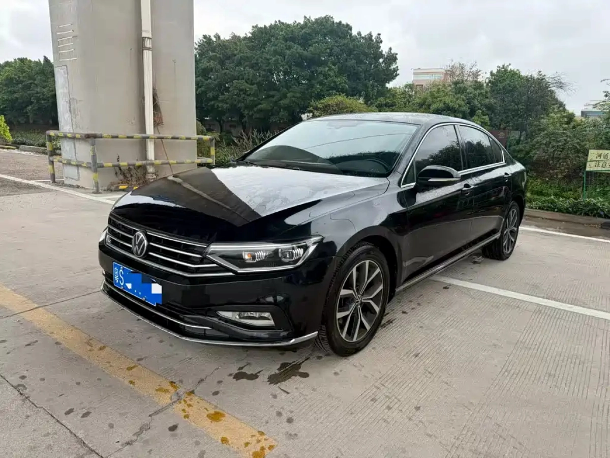 VOLKSWAGEN MAGOTAN  2020