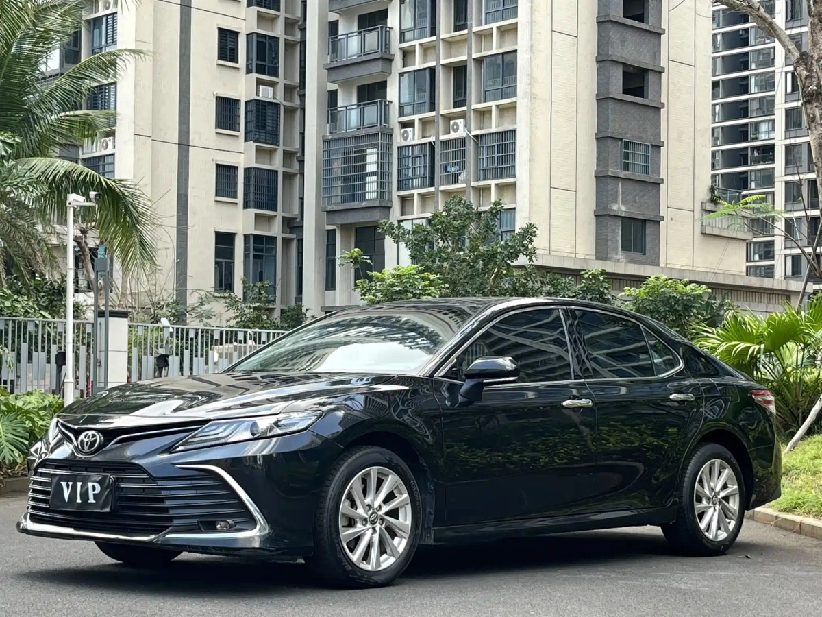 TOYOTA CAMRY  2023