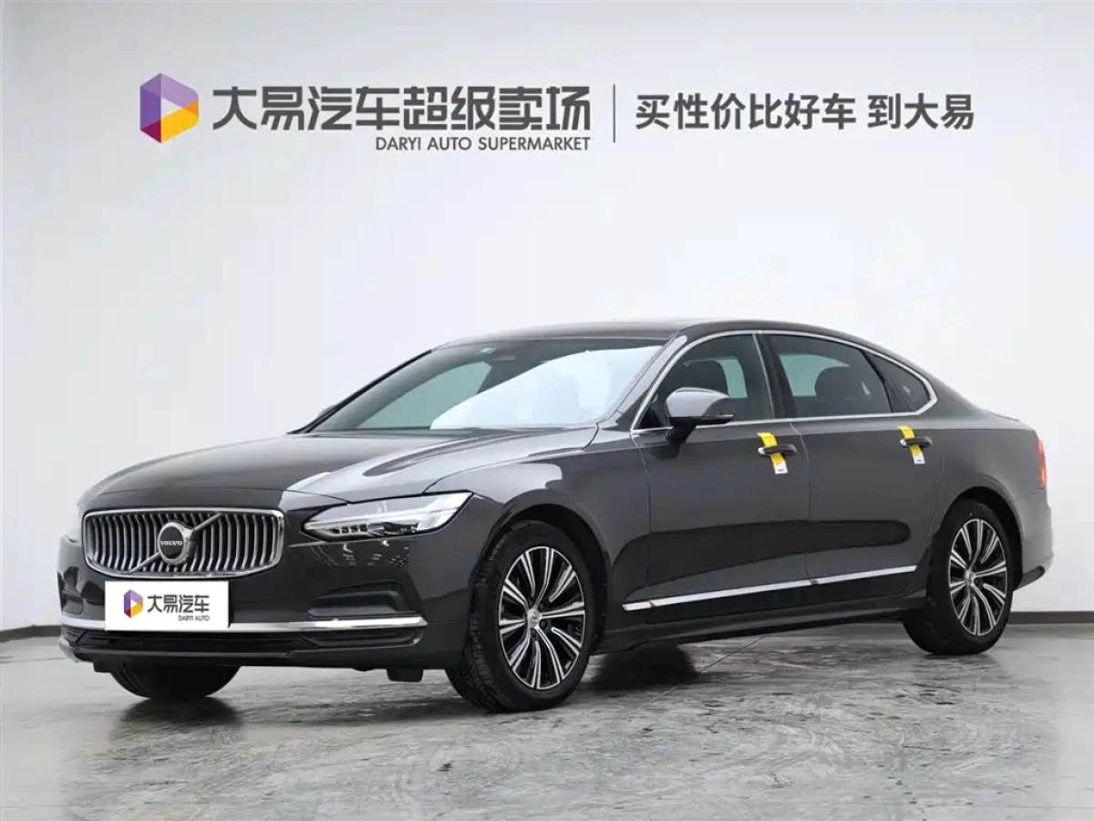 VOLVO S90  2025