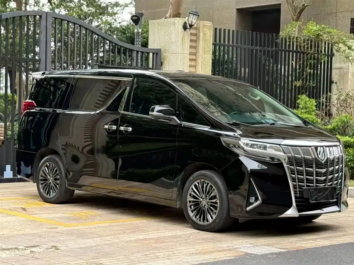 TOYOTA ALPHARD