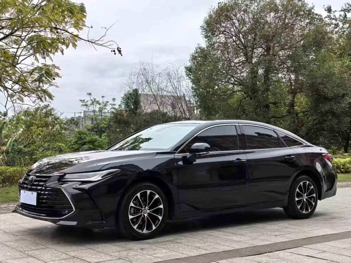 TOYOTA AVALON  2024