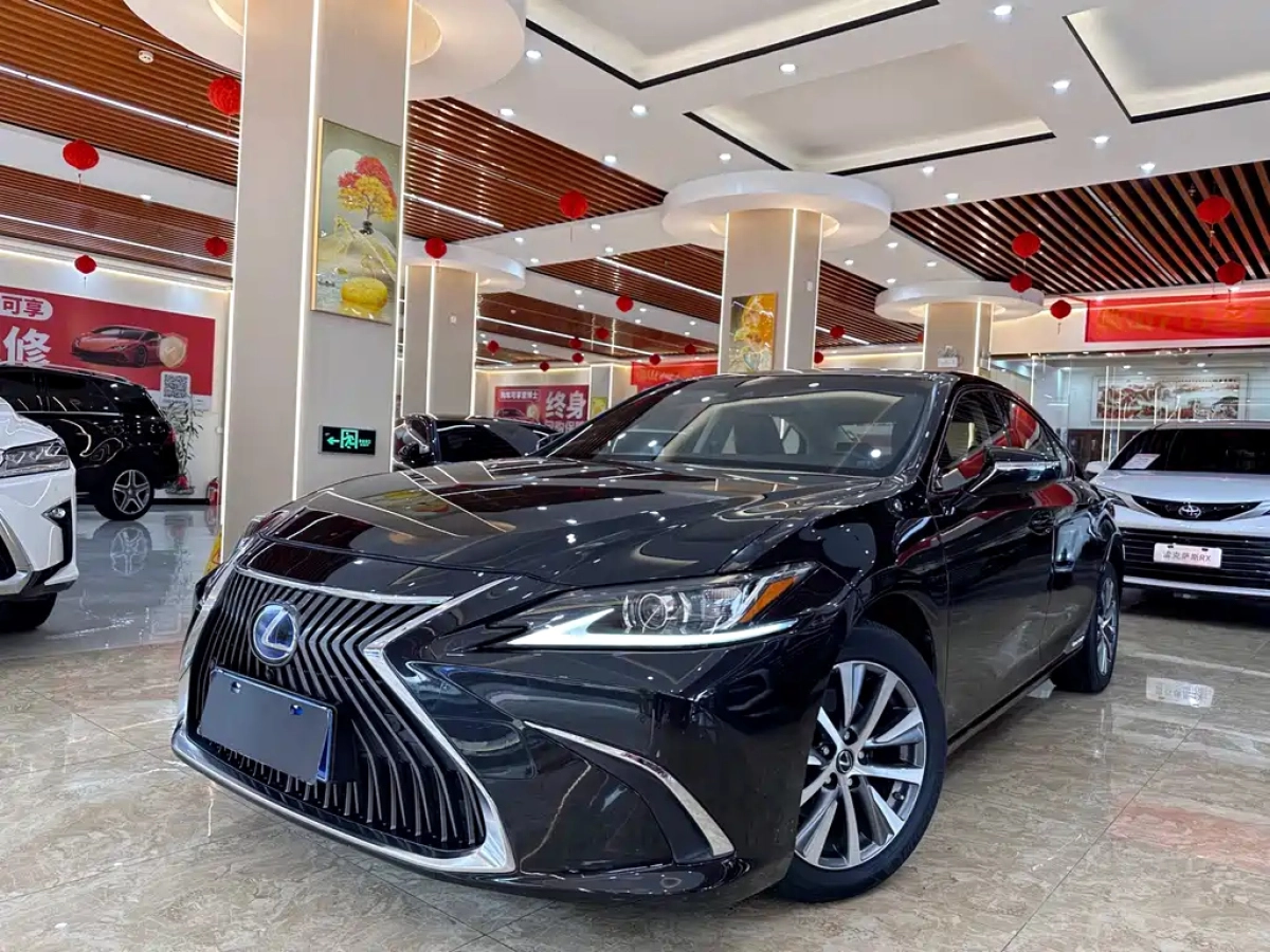 LEXUS ES  2021