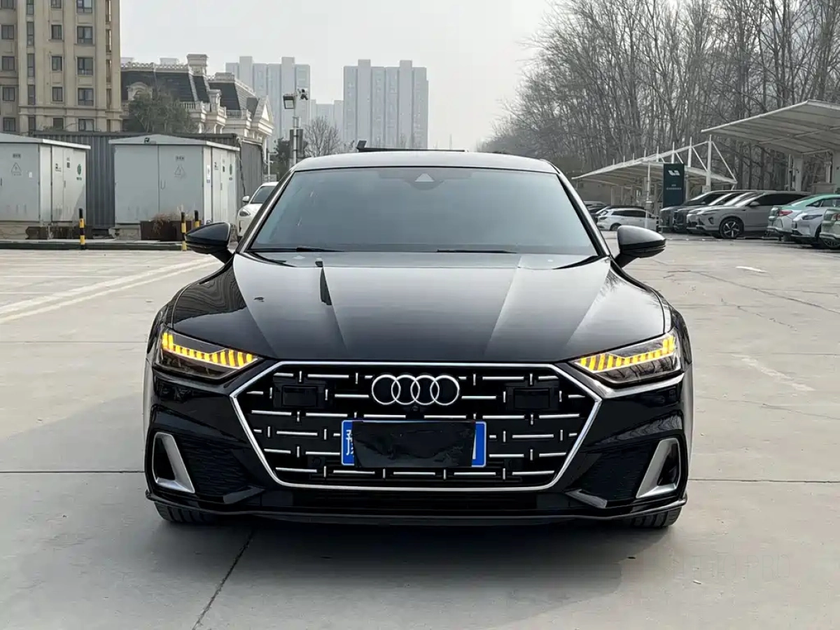 AUDI A7L  2024