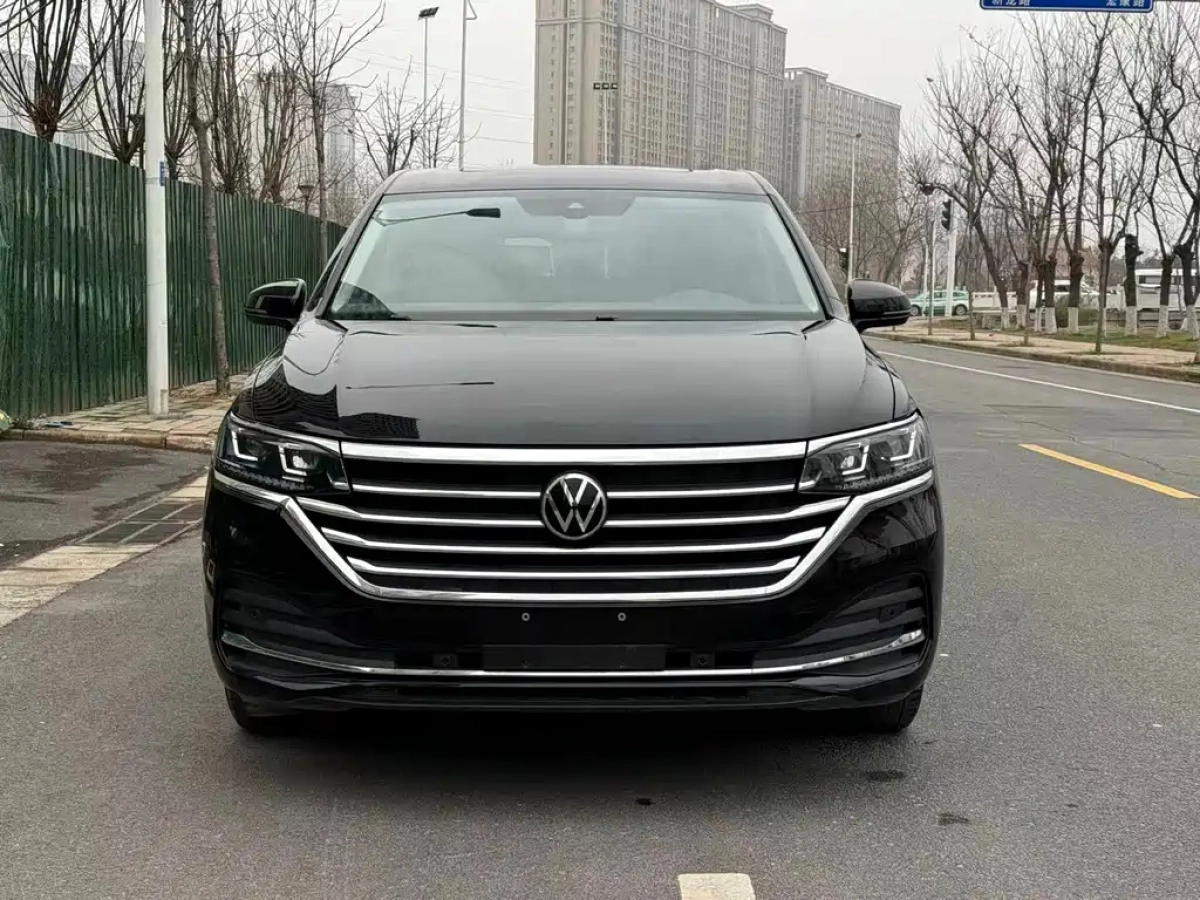 VOLKSWAGEN VILORAN  2023