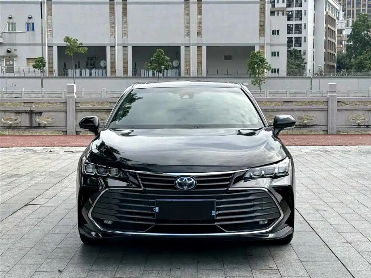 TOYOTA AVALON