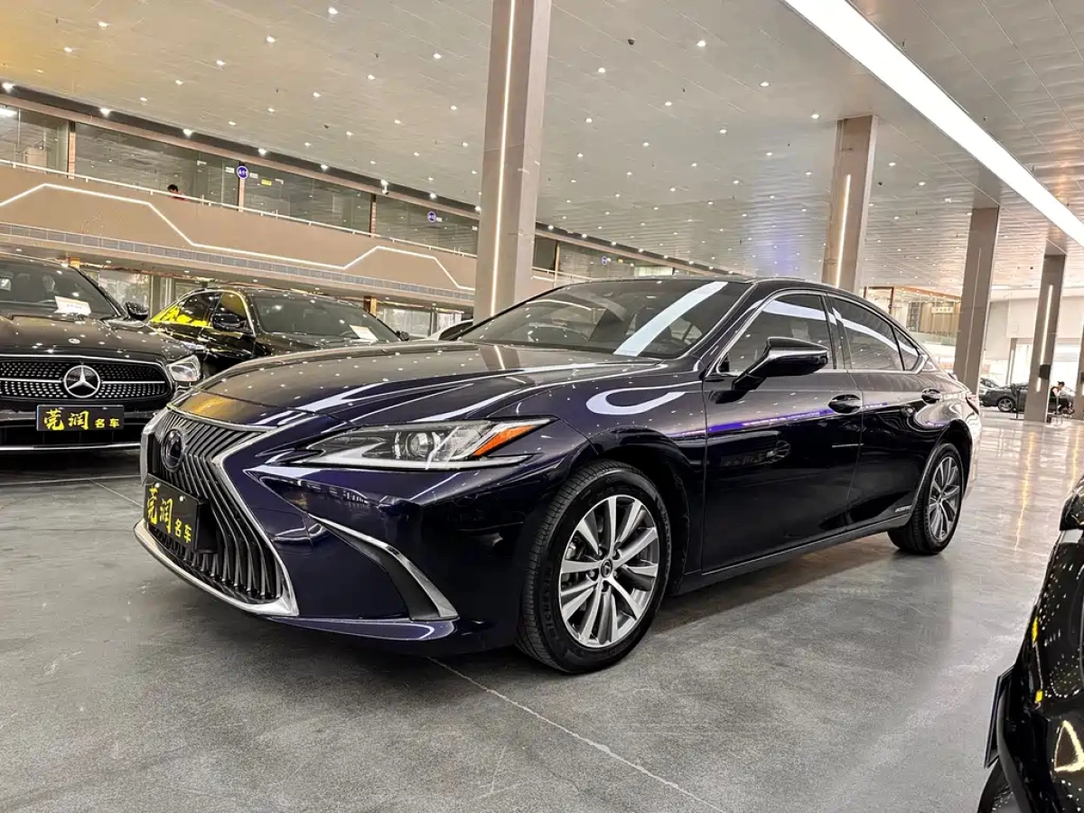 LEXUS ES  2019