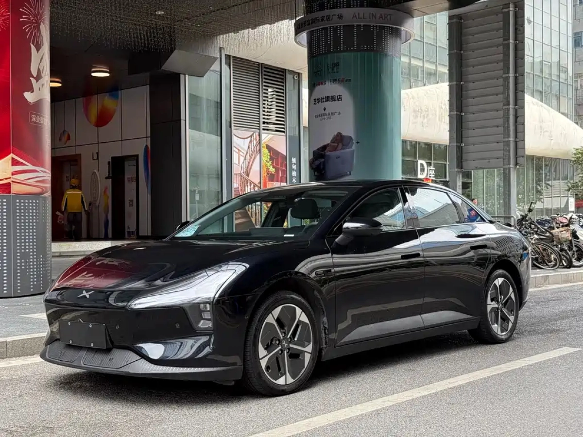 XPENG MONA M03  2025