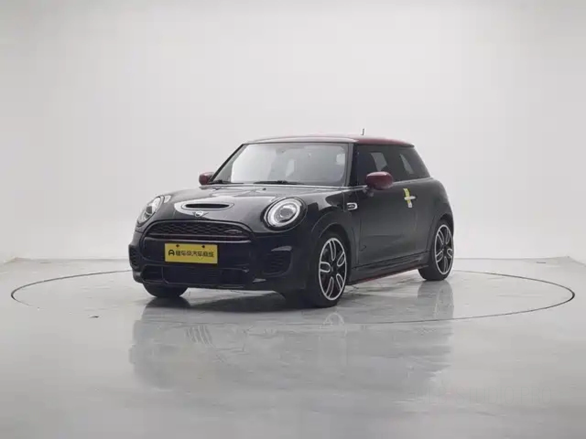 MINI JCW  2021