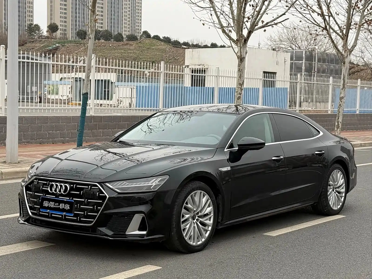 AUDI A7L  2023