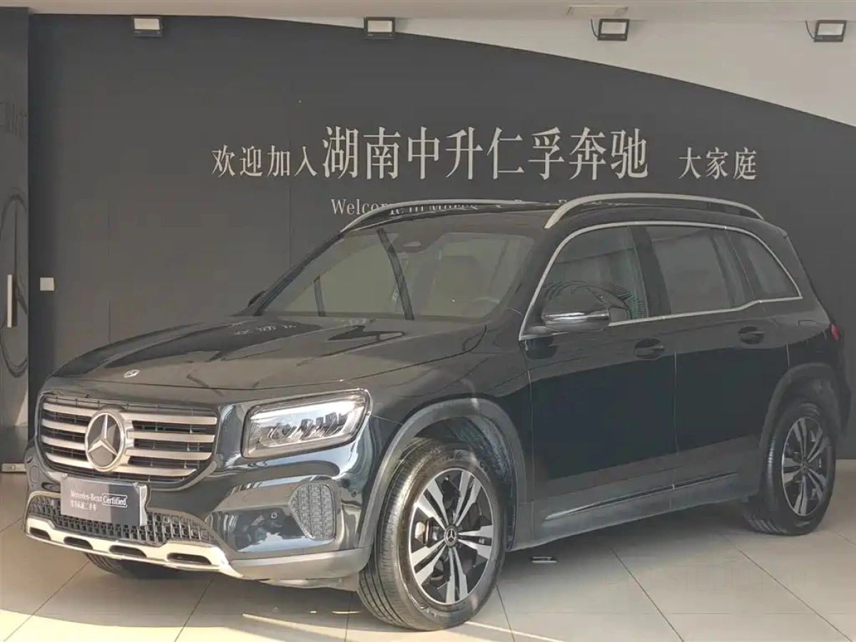 MERCEDES-BENZ GLB  2023