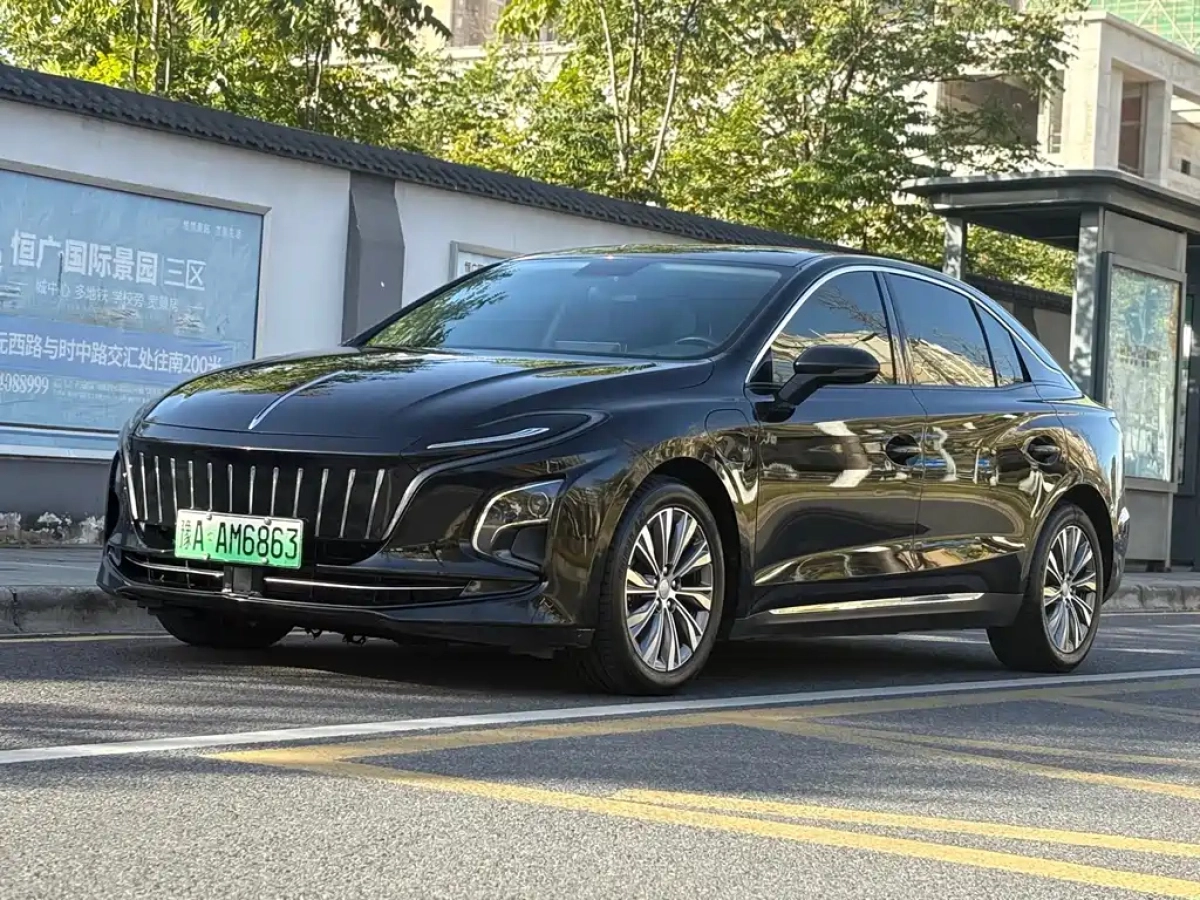 HONGQI E-QM5  2023
