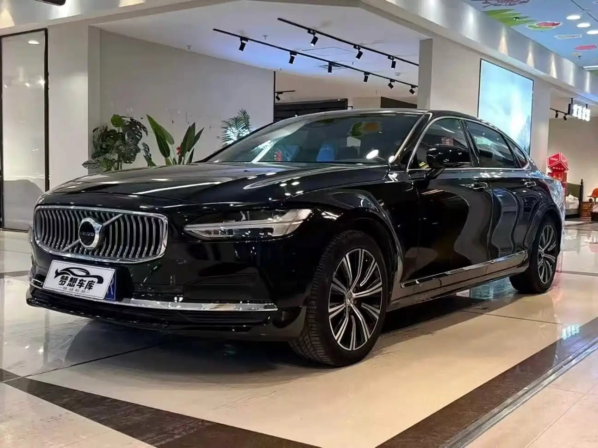 VOLVO S90  2021