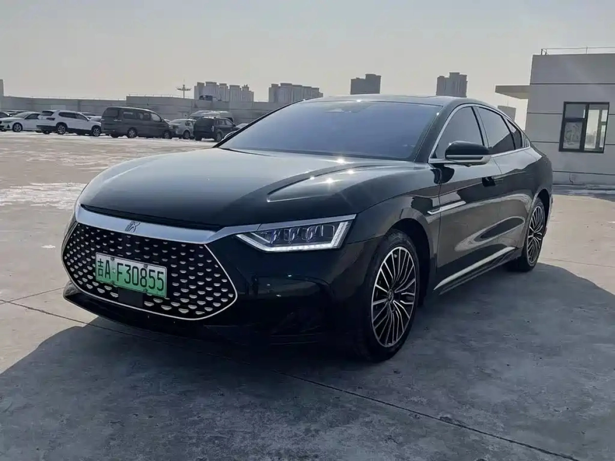 BYD HAN  2023