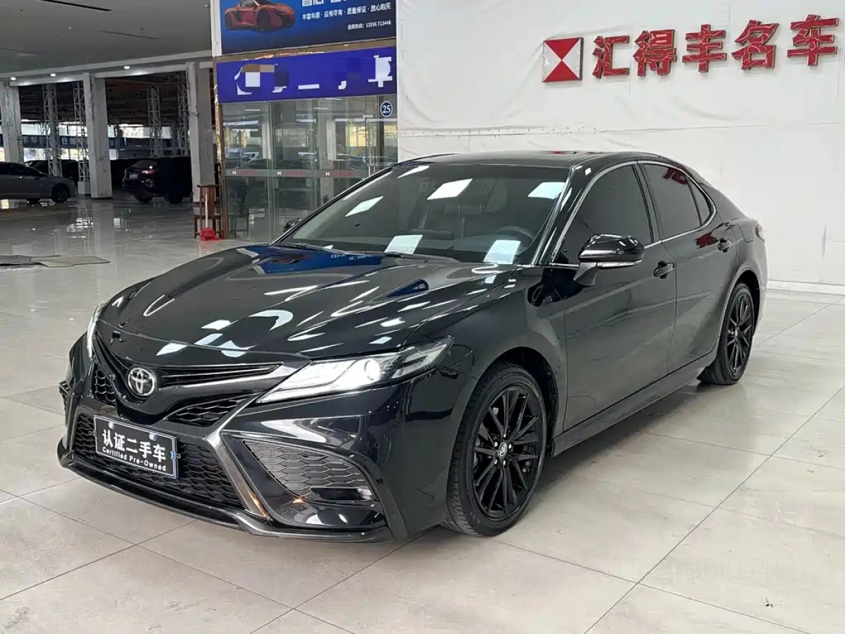 TOYOTA CAMRY  2023