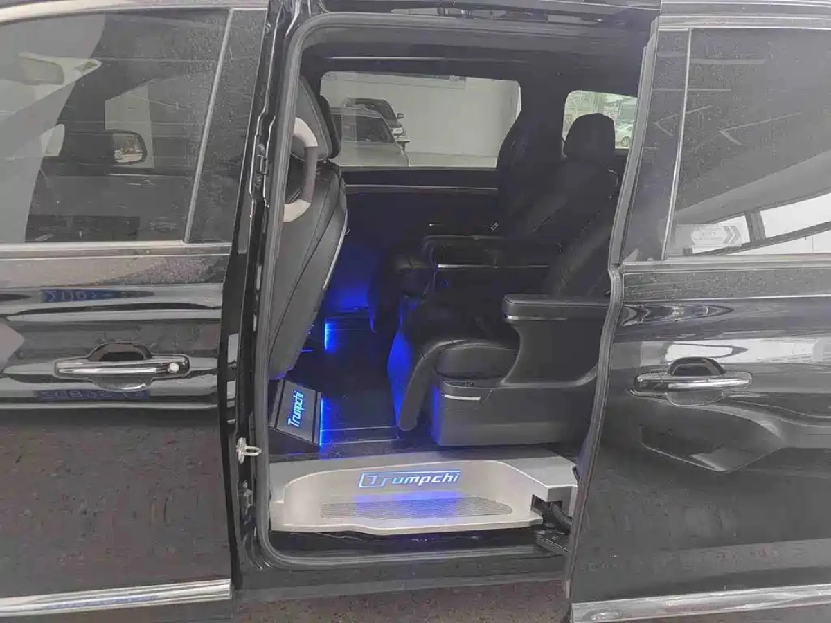 GAC TRUMPCHI TRUMPCHI M8