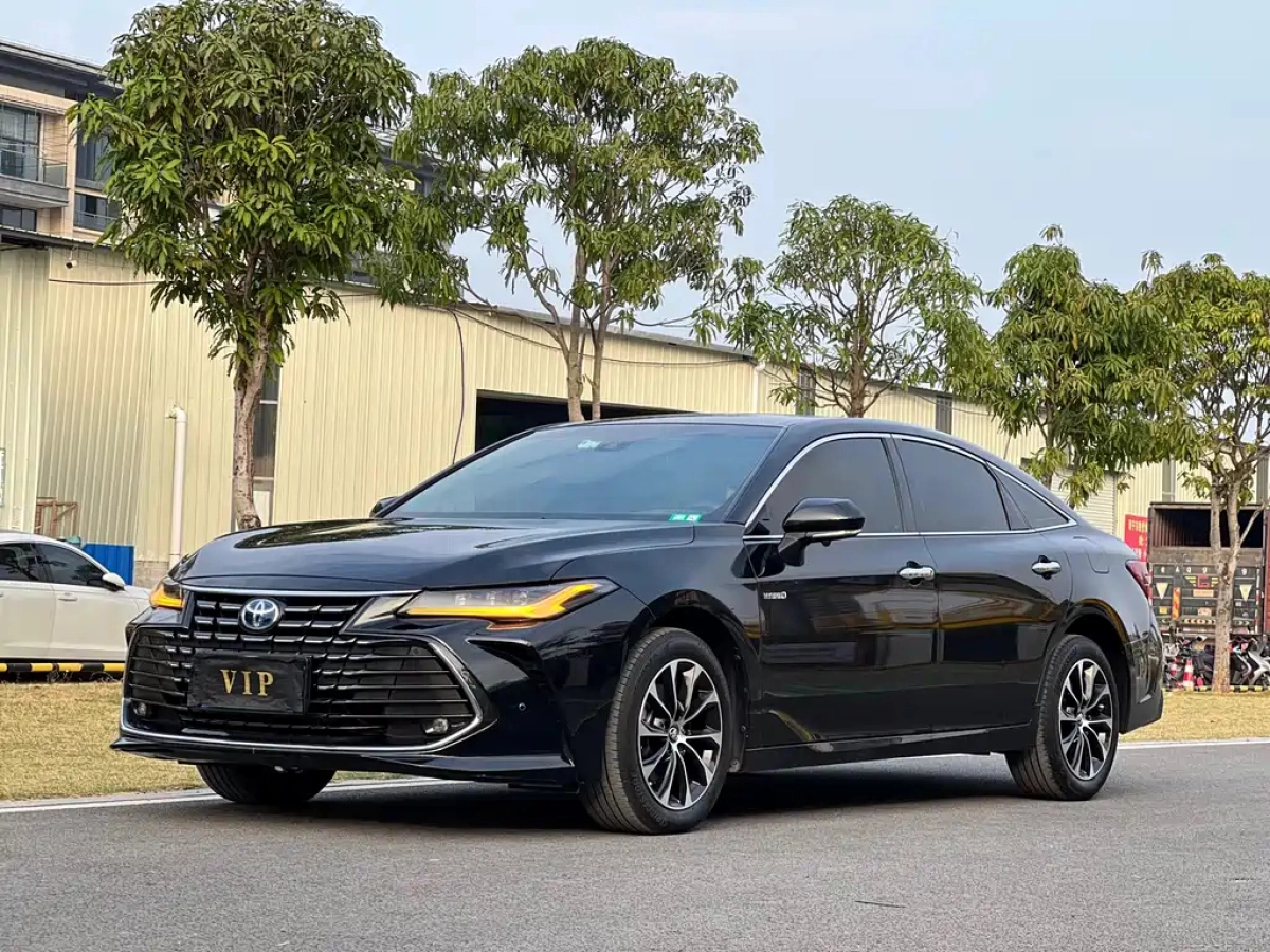 TOYOTA AVALON  2022
