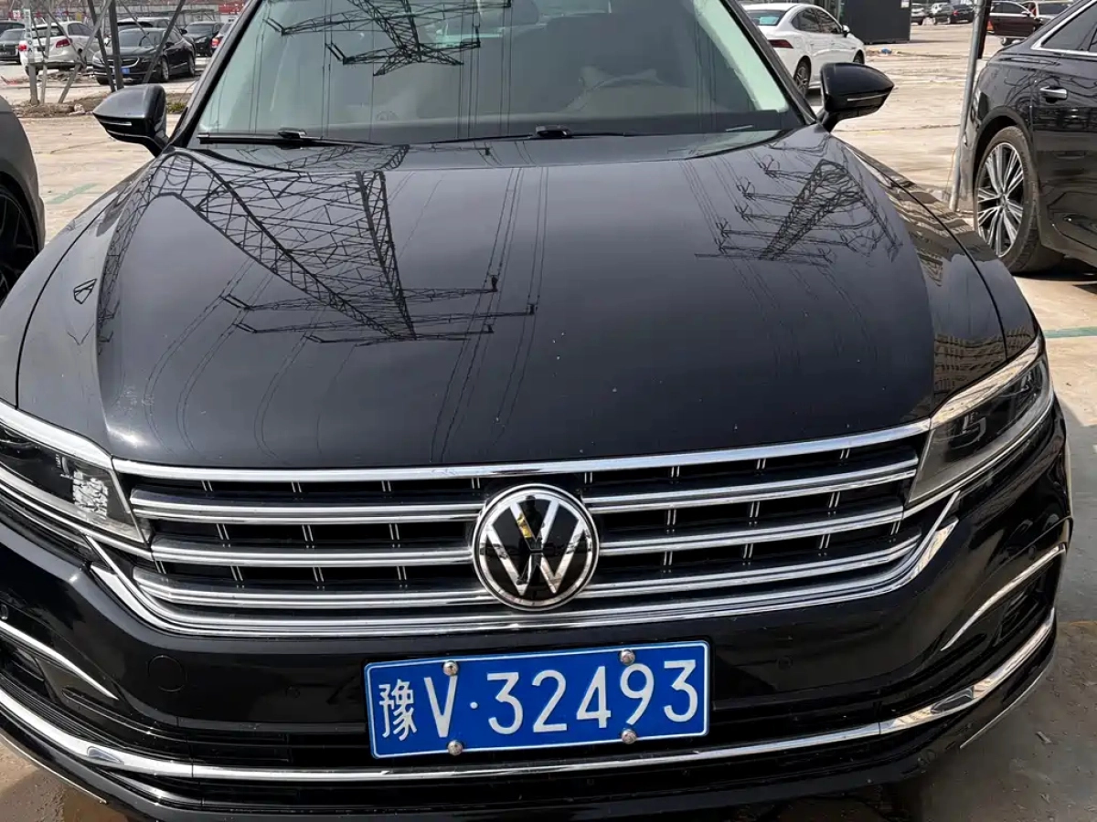 VOLKSWAGEN PHIDEON  2021