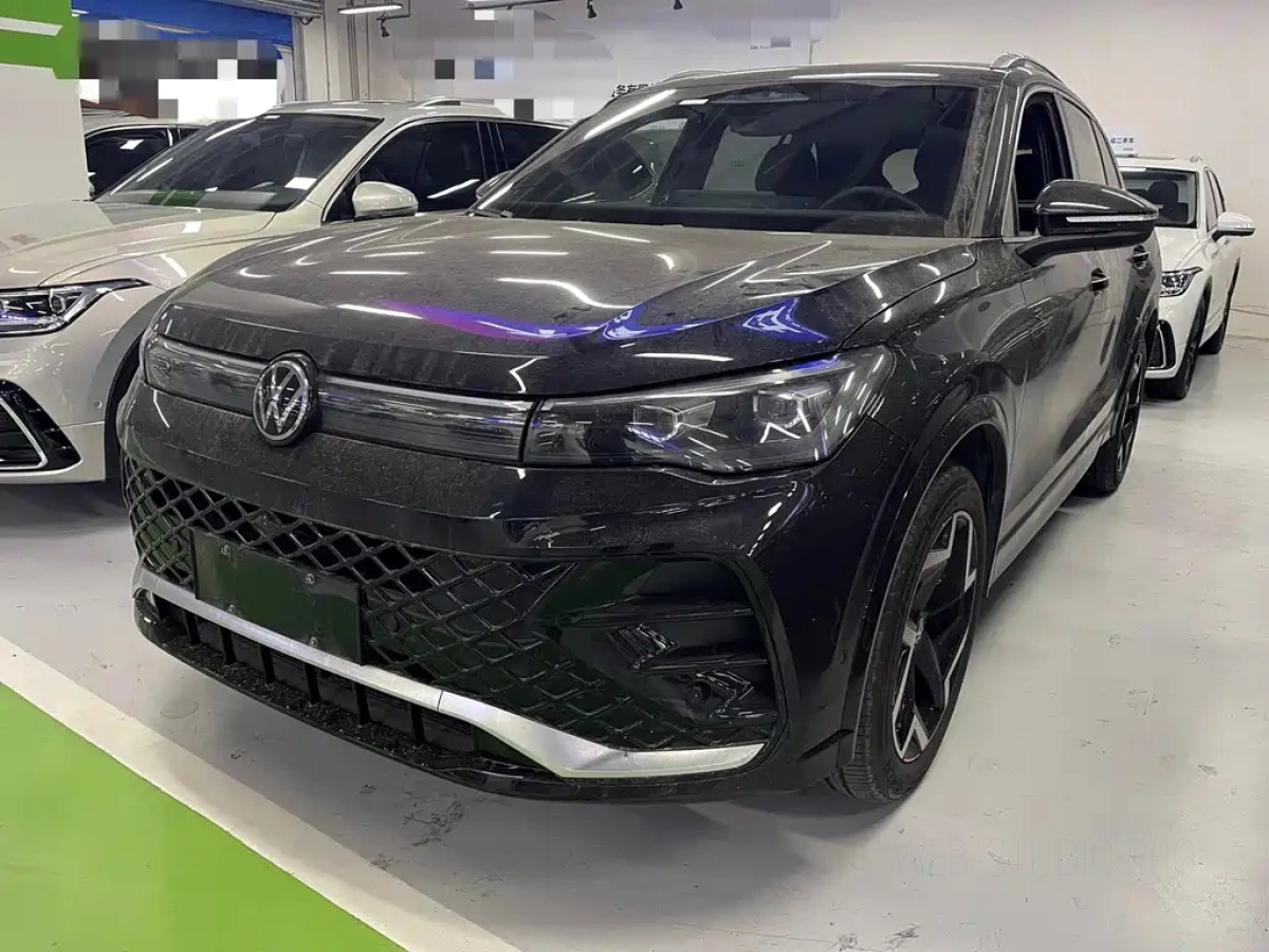 VOLKSWAGEN TIGUAN L  2024