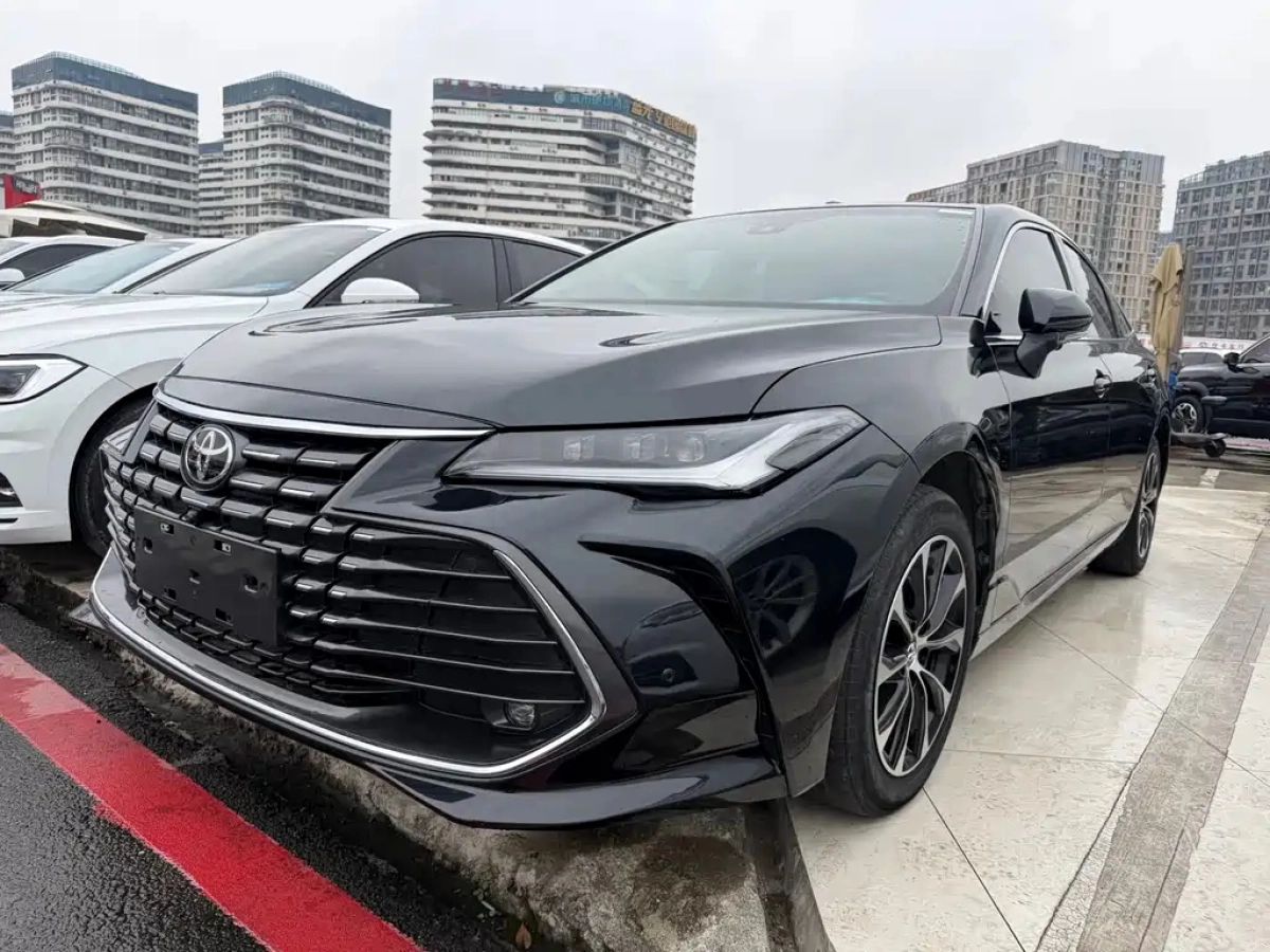TOYOTA AVALON  2023