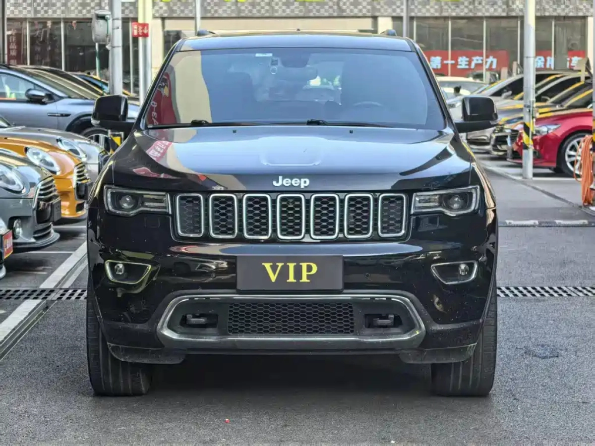 JEEP GRAND CHEROKEE