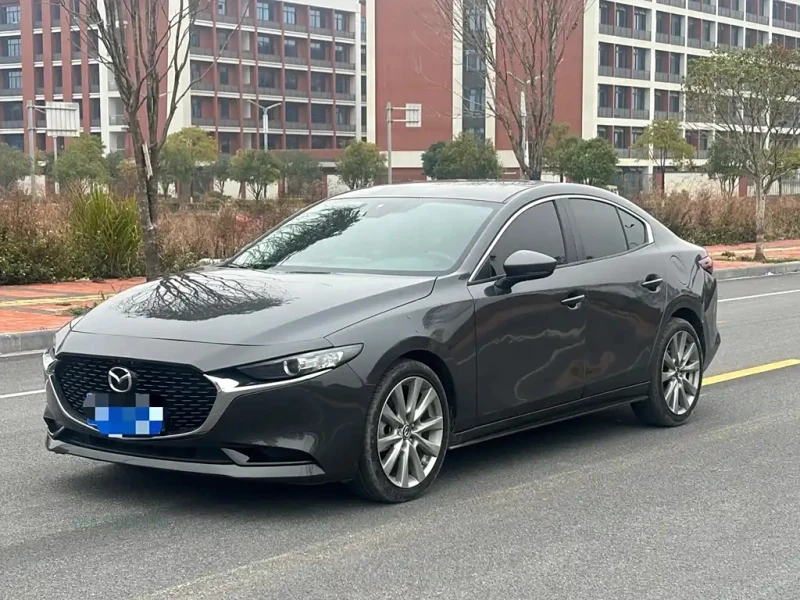 MAZDA 3 AXELA