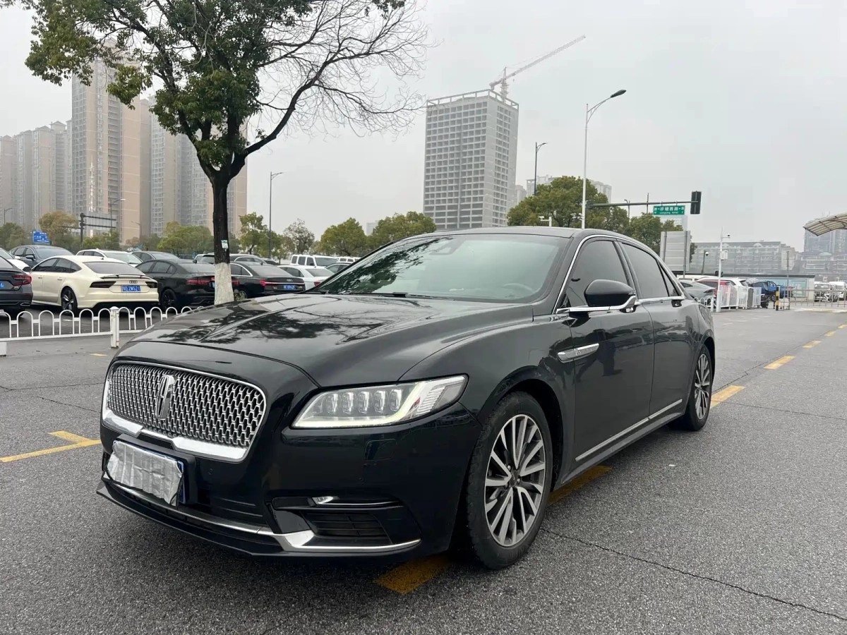LINCOLN CONTINENTAL  2019