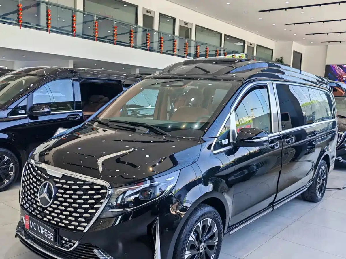 MERCEDES-BENZ V-CLASS  2025