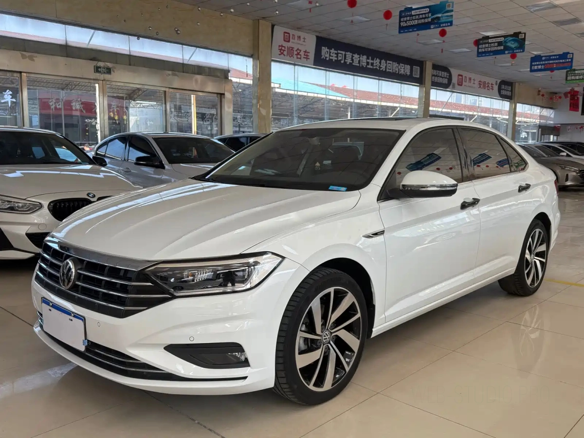 VOLKSWAGEN SAGITAR  2021