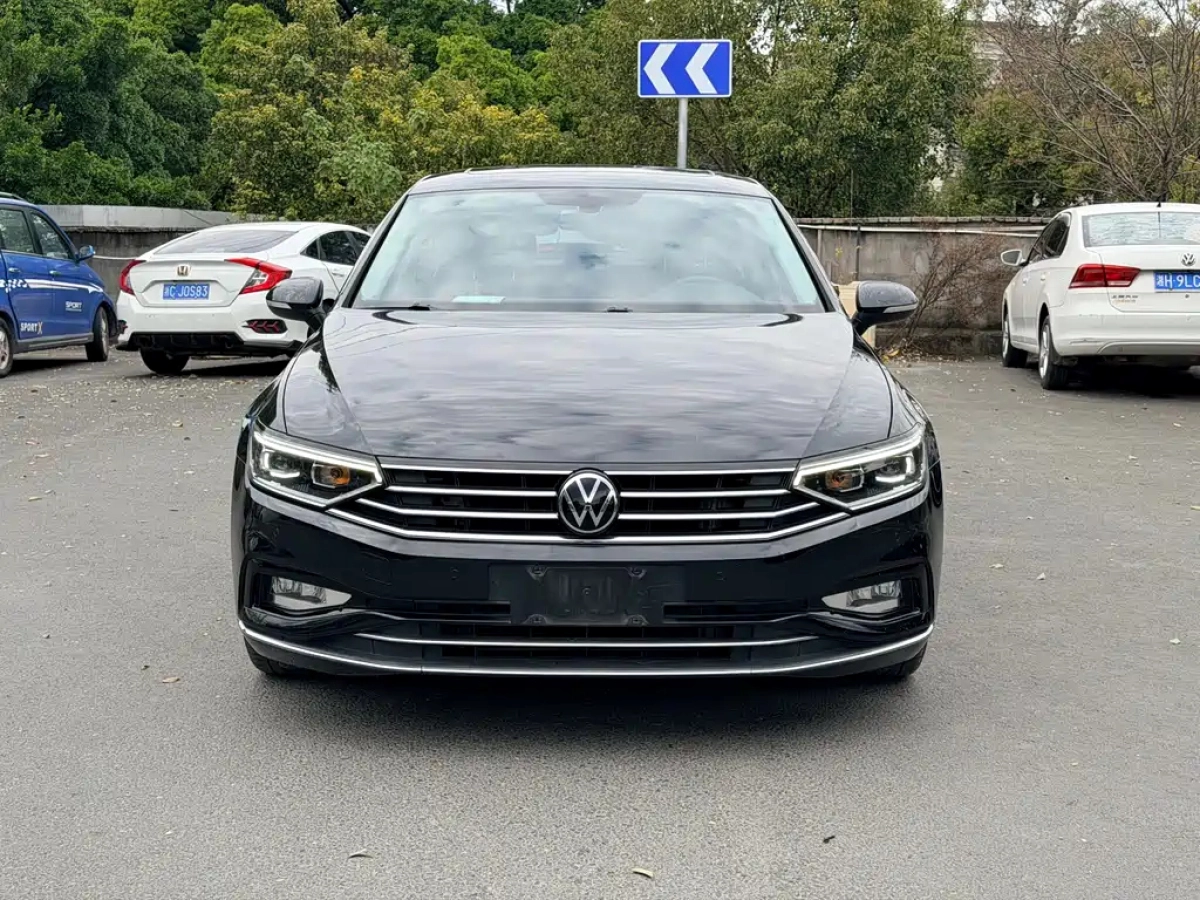 VOLKSWAGEN MAGOTAN  2021