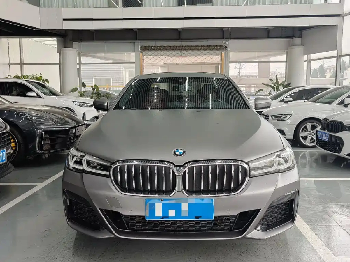 BMW 5 SERIES